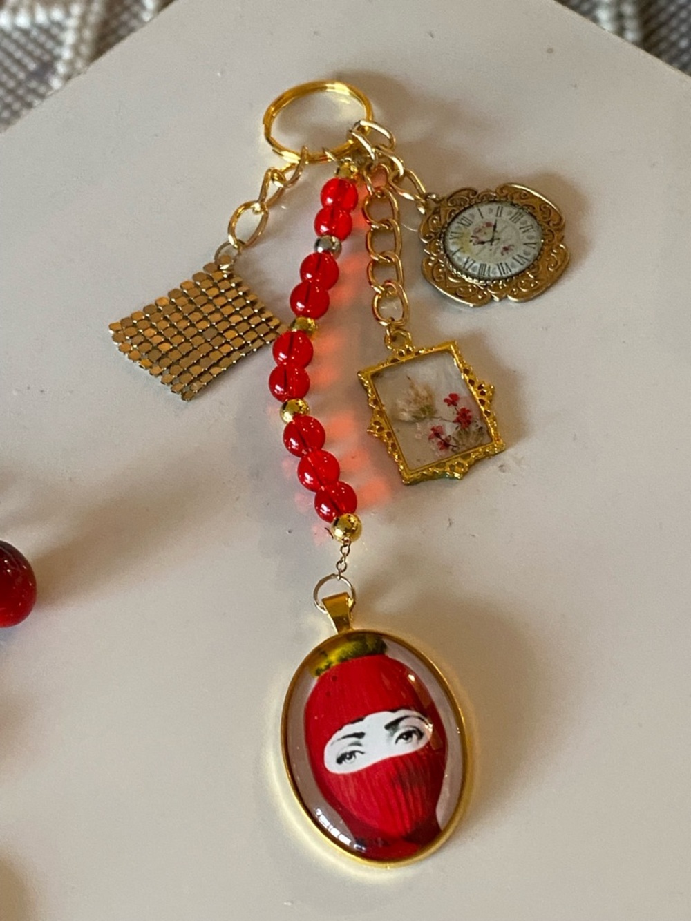 BAG CHARM PURSE ACCESSORIE FORNASETTI SKI MASK FLORAL FRAME CLOCK GOLDEN TONE - Picture 3 of 7